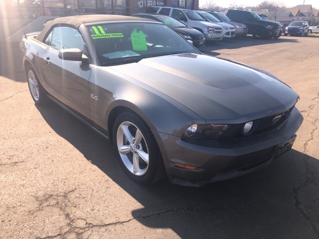 Pre Owned 2017 Ford Mustang Gt Premium 2d Convertible In Topeka Pre Owned 2017 Ford Mustang Gt Premium