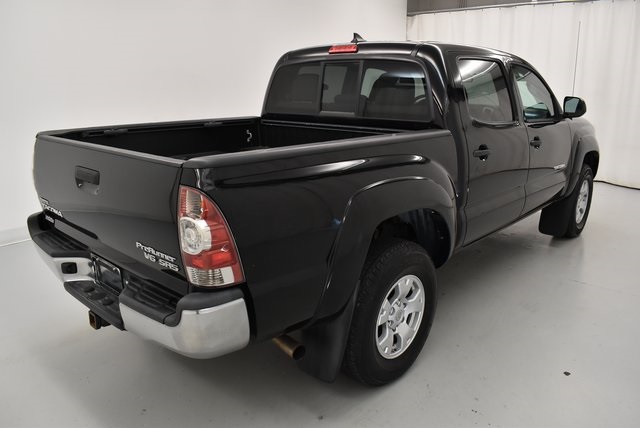 Pre-Owned 2015 Toyota Tacoma PreRunner 4D Double Cab in Topeka #1ZJ3436